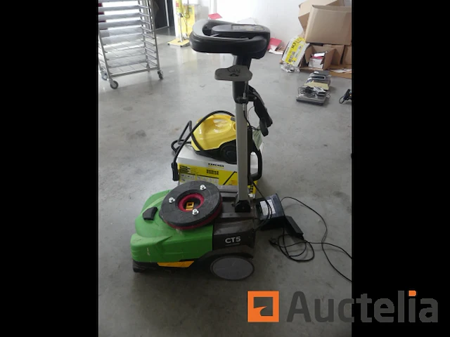 Ipc ct5 mini vloer wasmachine droger, kärcher sc3 stoomreiniger - afbeelding 6 van  11