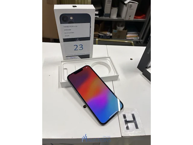 Iphone 13 - 128 gb - afbeelding 2 van  5