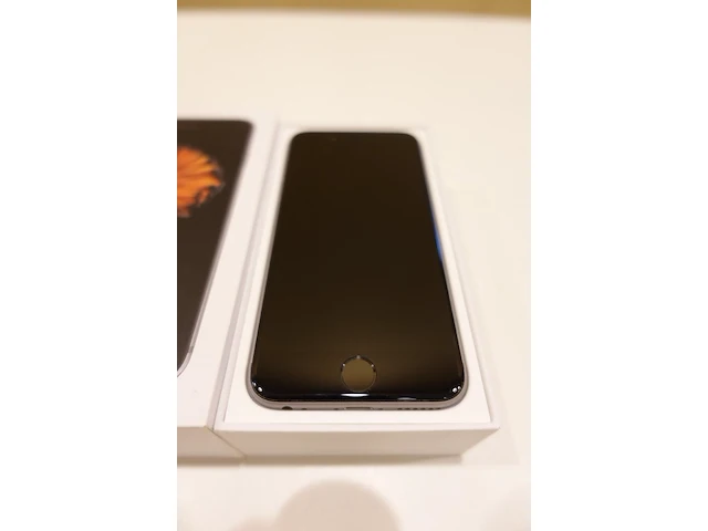 Iphone 6s - afbeelding 2 van  4