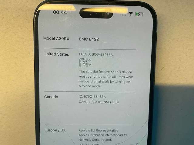 Iphone apple model a3094 emc 8433 - afbeelding 2 van  8