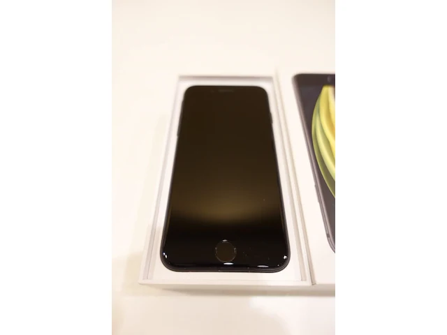 Iphone se 128gb - afbeelding 2 van  4