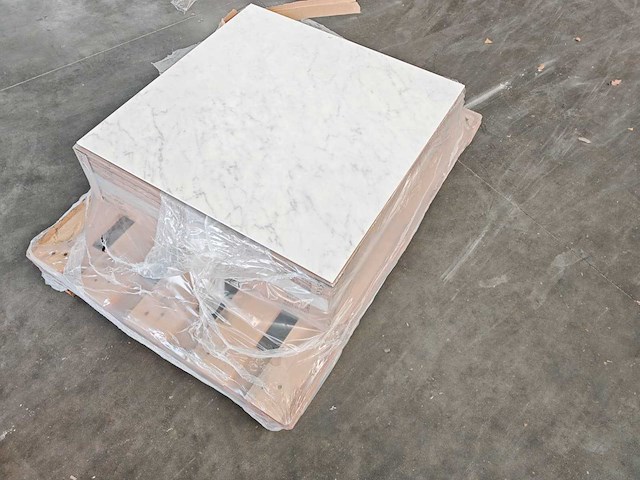 Iris marmi veined white silky vloertegel 75x75 cm 18,48 m² - afbeelding 3 van  7