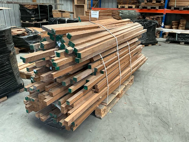 Iroko hardhout - afbeelding 1 van  3