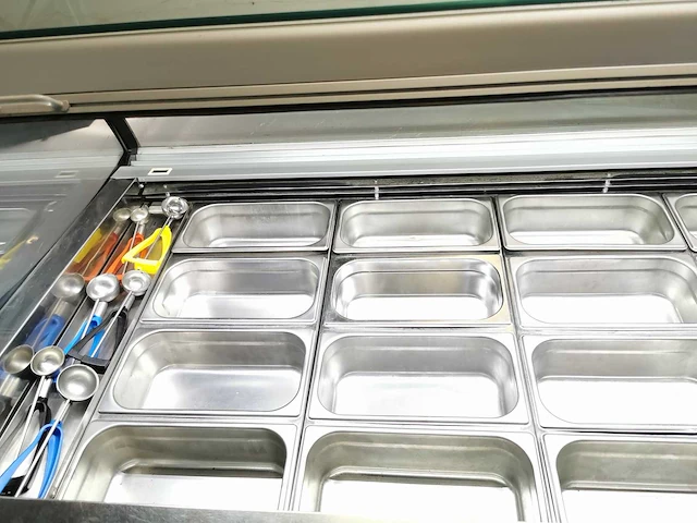 Isa - millennium lx18 - ijsvitrine vriezer - afbeelding 3 van  4