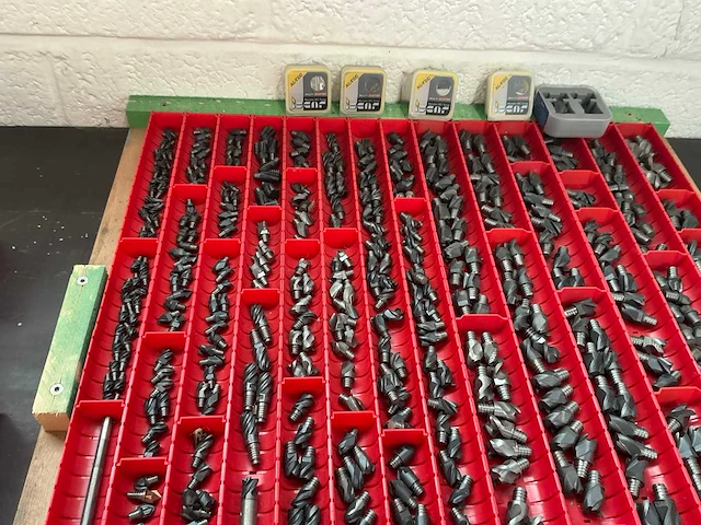 Iscar assortiment volhardmetalen inschroeffrezen - afbeelding 3 van  6