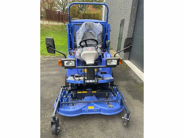 Iseki - 2022 - sf225 - front zitmaaier - afbeelding 4 van  10