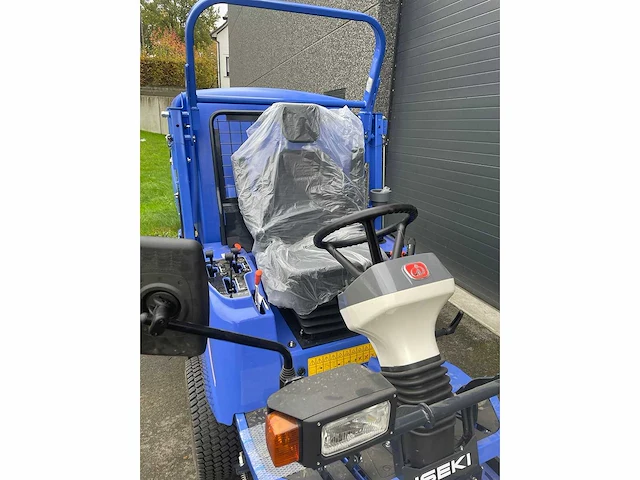 Iseki - 2022 - sf225 - front zitmaaier - afbeelding 8 van  10