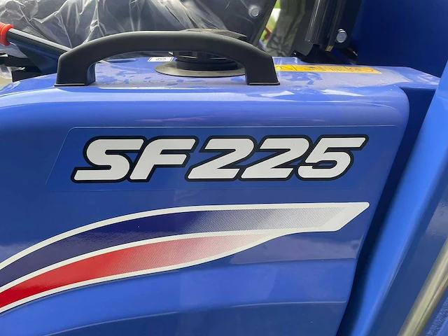 Iseki - 2022 - sf225 - front zitmaaier - afbeelding 10 van  10