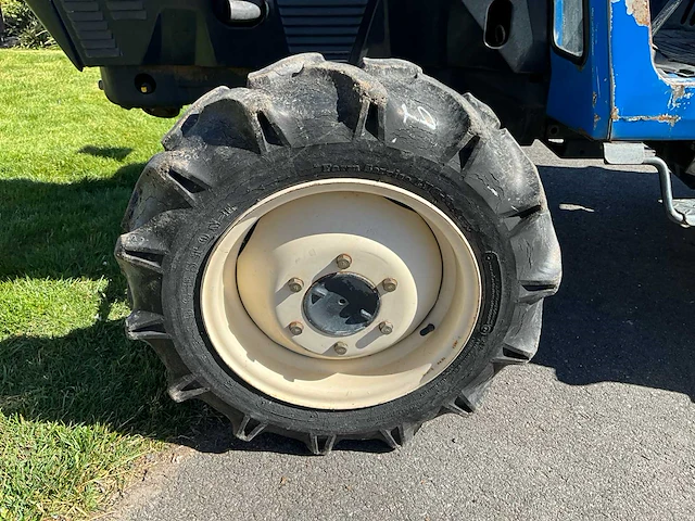 Iseki landhope 197 vierwielaangedreven minitractor met grondfrees - afbeelding 11 van  22
