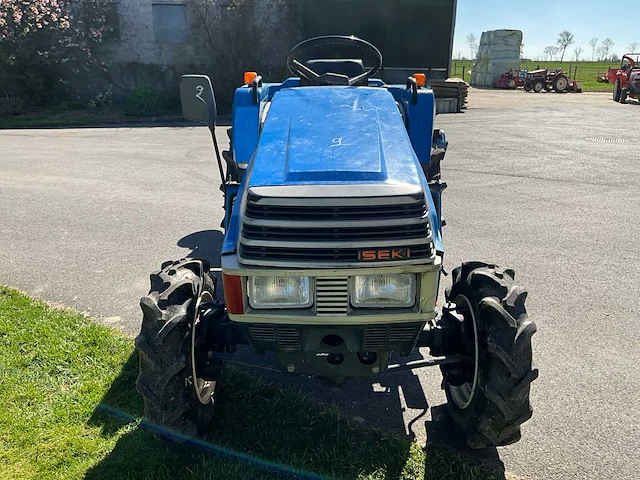 Iseki landhope 197 vierwielaangedreven minitractor met grondfrees - afbeelding 2 van  22