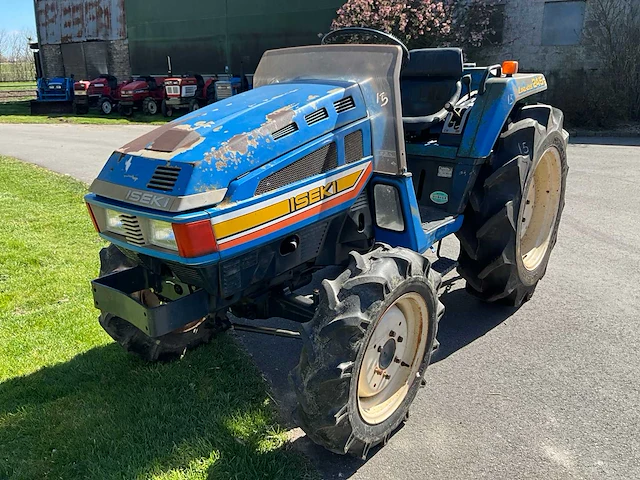 Iseki landhope 245 vierwielaangedreven minitractor - afbeelding 1 van  19