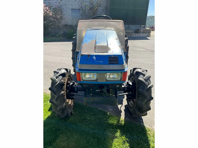 Iseki landhope 245 vierwielaangedreven minitractor - afbeelding 2 van  19