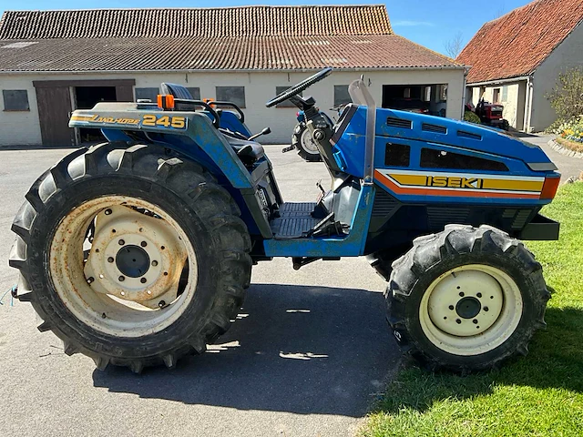 Iseki landhope 245 vierwielaangedreven minitractor - afbeelding 4 van  19