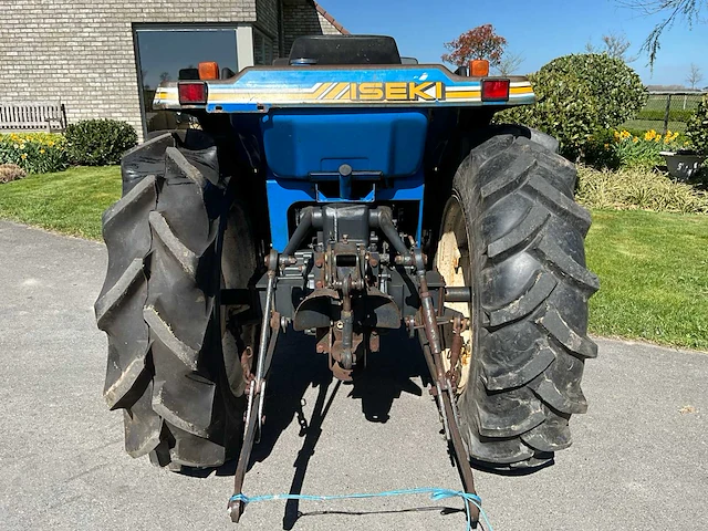 Iseki landhope 245 vierwielaangedreven minitractor - afbeelding 6 van  19