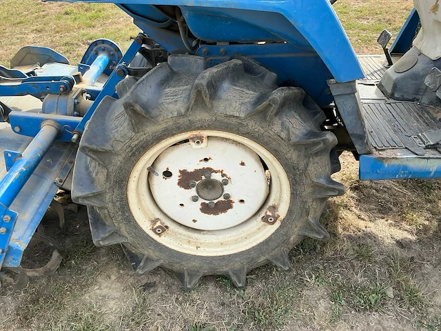 Iseki landhope 4x4 minitractor - afbeelding 4 van  21