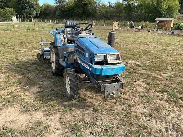 Iseki landhope 4x4 minitractor - afbeelding 20 van  21