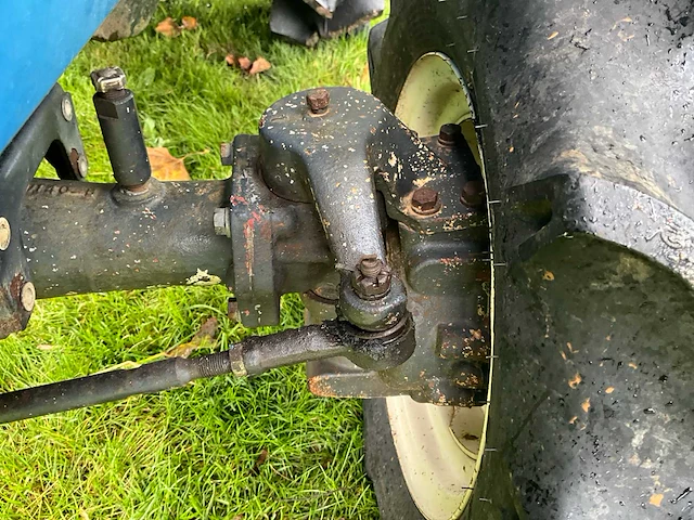 Iseki landhope tu150 minitractor met grondfrees - afbeelding 9 van  21