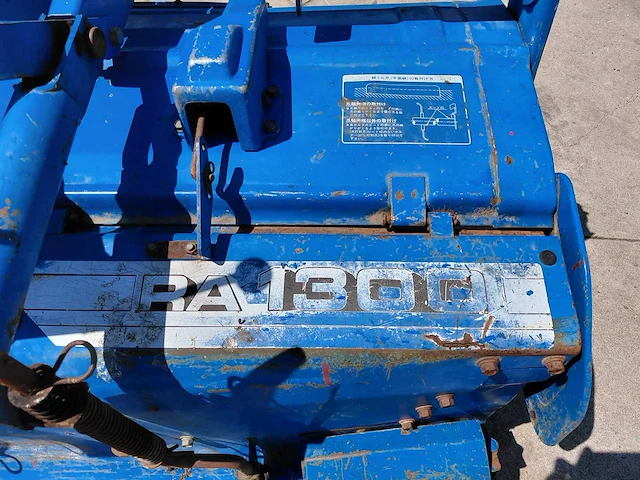 Iseki ra1300 grondfrees voor minitractor - afbeelding 9 van  9