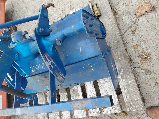 Iseki ray1007 grondfrees voor micro tractor - afbeelding 5 van  7