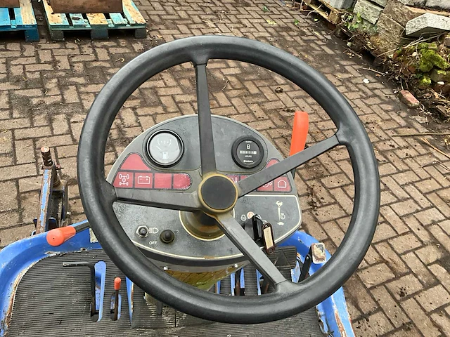 Iseki sfh240 zitmaaier - afbeelding 6 van  19