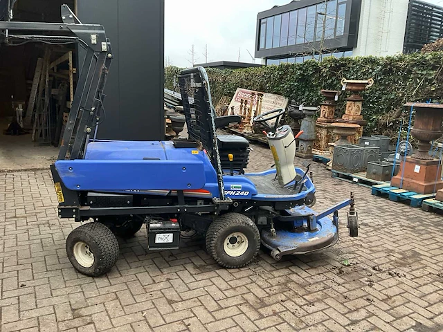 Iseki sfh240 zitmaaier - afbeelding 13 van  19