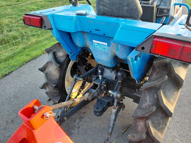 Iseki ta207 minitractor - afbeelding 21 van  23