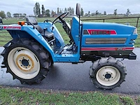 Iseki ta207 vierwielaangedreven minitractor - afbeelding 9 van  15