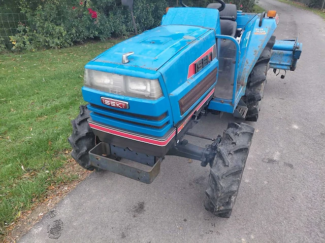 Iseki ta227 vierwielaangedreven minitractor met grondfrees - afbeelding 12 van  19