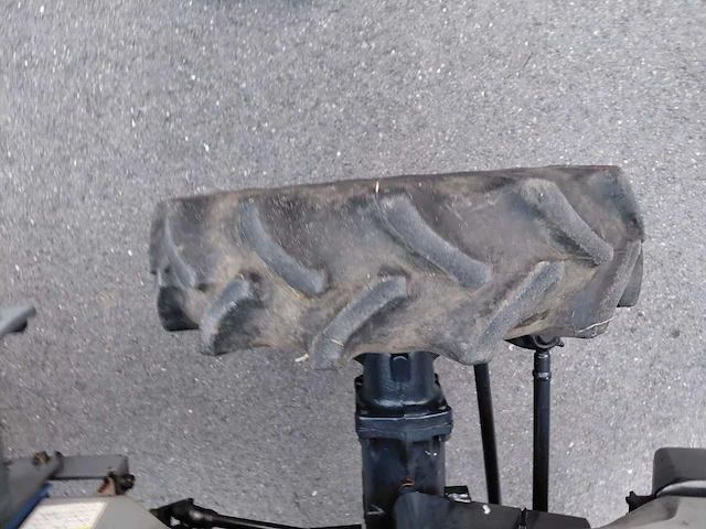 Iseki th18 vierwielaangedreven minitractor - afbeelding 4 van  12