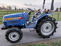 Iseki th25 vierwielaangedreven minitractor - afbeelding 1 van  15