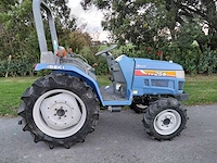 Iseki th25 vierwielaangedreven minitractor - afbeelding 9 van  15