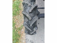 Iseki tl1201 vierwielaangedreven minitractor met frontlader - afbeelding 8 van  19
