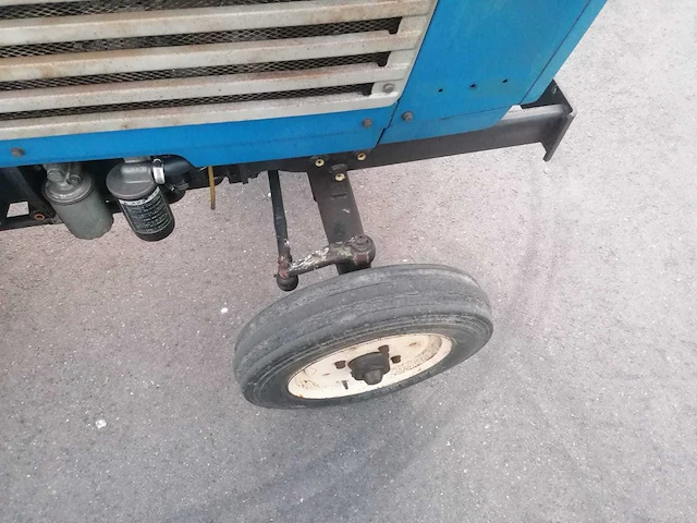 Iseki tl1900 minitractor met klepelmaaier - afbeelding 4 van  18