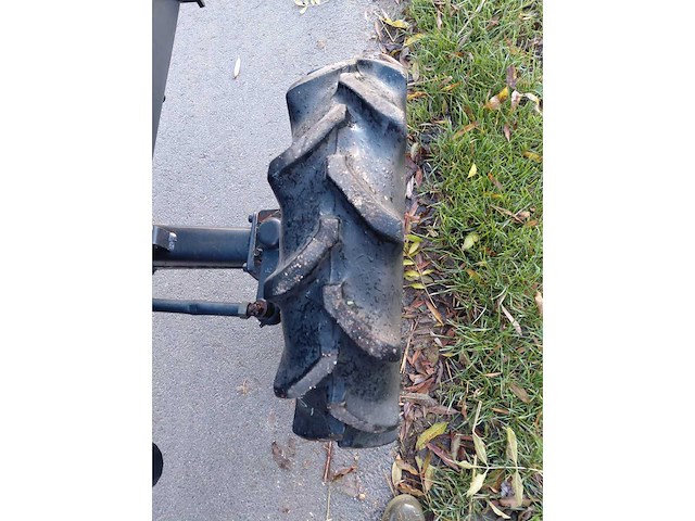 Iseki tl2100 minitractor - afbeelding 2 van  13