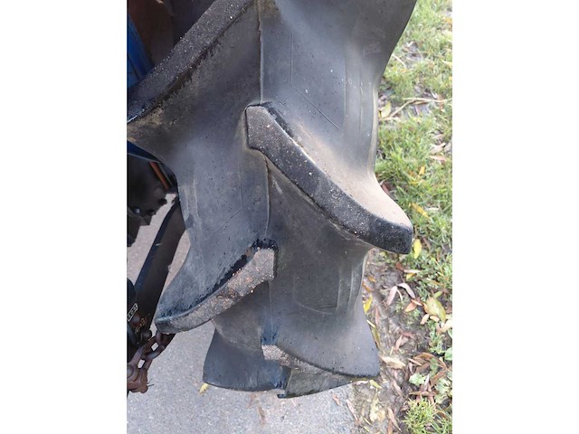 Iseki tl2100 minitractor - afbeelding 5 van  13