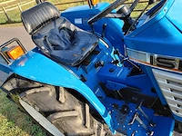 Iseki tl2100 vierwielaangedreven minitractor - afbeelding 9 van  12