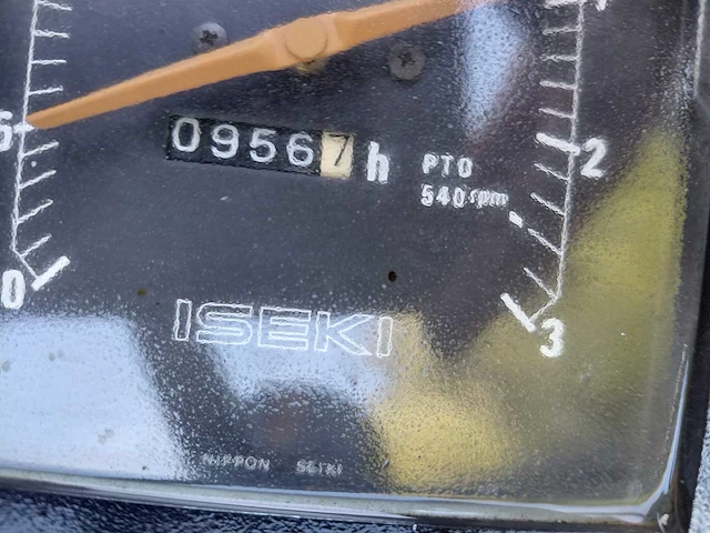 Iseki tl2100 vierwielaangedreven minitractor - afbeelding 10 van  12
