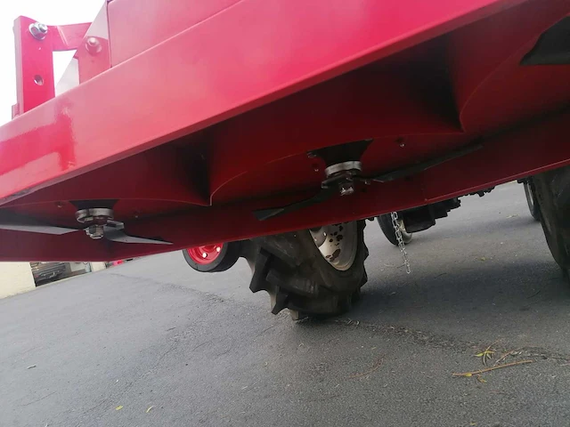 Iseki tl2500 minitractor met maaier - afbeelding 9 van  19