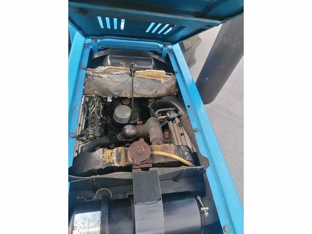 Iseki tl2500 minitractor met maaier - afbeelding 17 van  19
