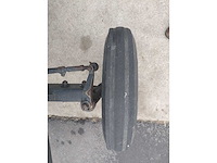 Iseki tl2500 minitractor - afbeelding 14 van  14