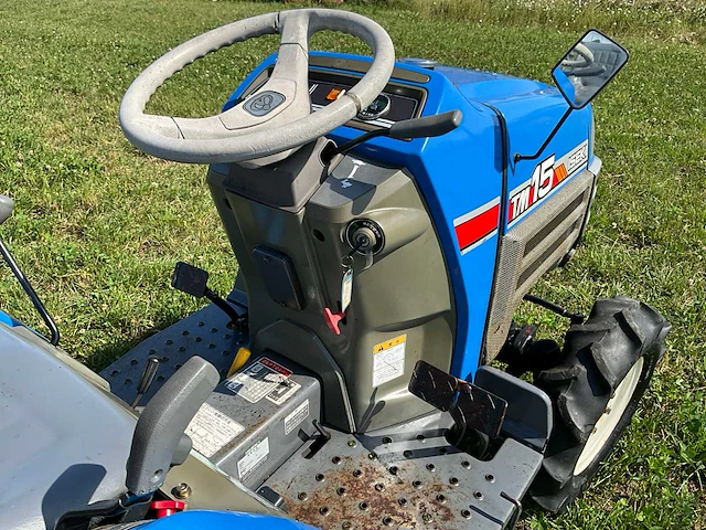Iseki tm15 vierwielaangedreven minitractor met grondfrees - afbeelding 7 van  23