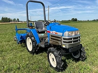 Iseki tm15 vierwielaangedreven minitractor met grondfrees - afbeelding 17 van  23