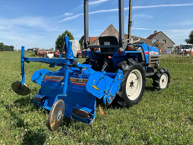 Iseki tm15 vierwielaangedreven minitractor met grondfrees - afbeelding 19 van  23