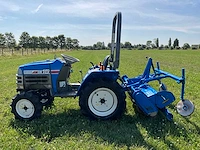 Iseki tm15 vierwielaangedreven minitractor met grondfrees - afbeelding 22 van  23