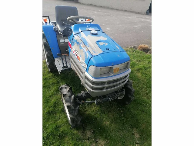 Iseki tm15f vierwielaangedreven minitractor - afbeelding 3 van  10