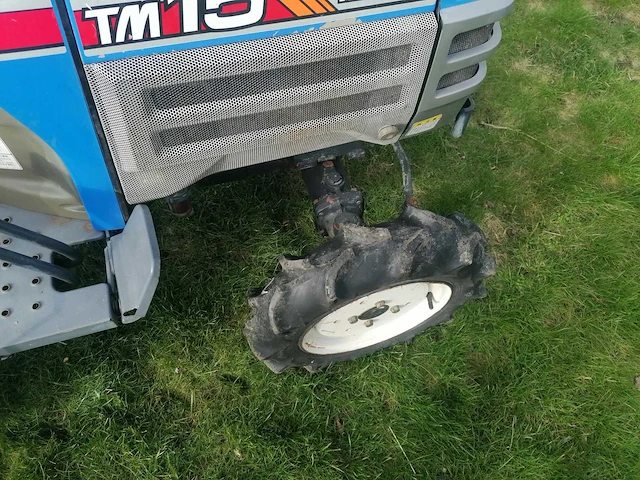 Iseki tm15f vierwielaangedreven minitractor - afbeelding 9 van  10