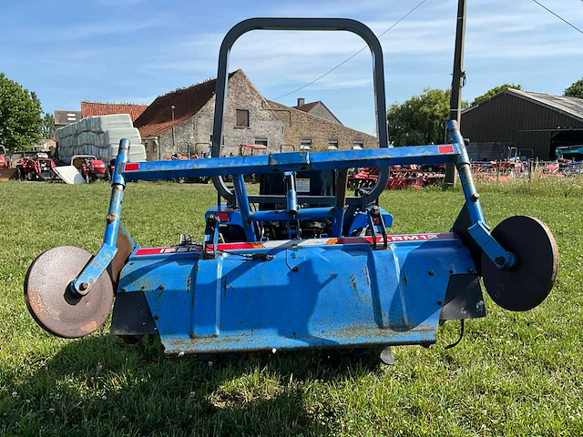 Iseki tm17 vierwielaangedreven minitractor met grondfrees - afbeelding 20 van  23