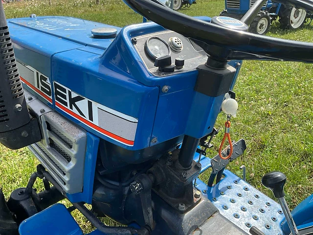 Iseki tu1400 minitractor met grondfrees - afbeelding 6 van  23
