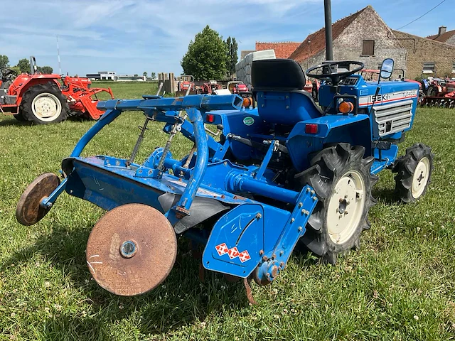 Iseki tu1400 minitractor met grondfrees - afbeelding 19 van  23