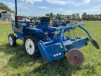 Iseki tu1400 minitractor met grondfrees - afbeelding 21 van  23